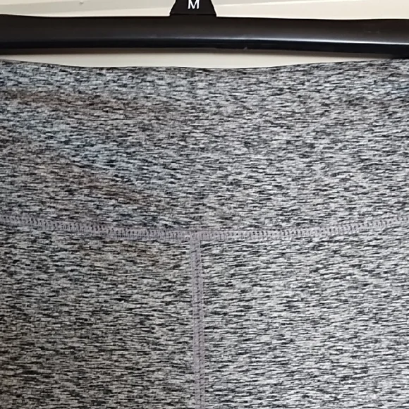 Maurices Grey to Burgundy Ombre Womens Leggings - Picture 3 of 5